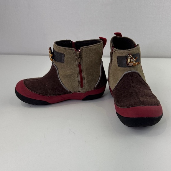 Crocs Boys Dawson Suede Boots - Red and Brown - Picture 5 of 16
